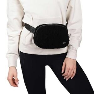 Lole - Sherpa Belt Bag, Unisex, Black, Black, Adjustable,Multipurpose NWOT